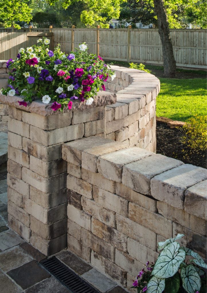 Weston Stone™ Retaining Wall Column