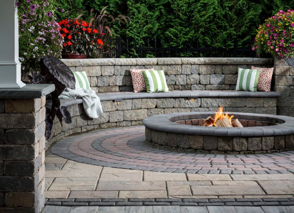 Fire Pits with Built-in Wall