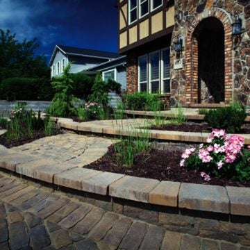 Retaining wall steps paver block edging