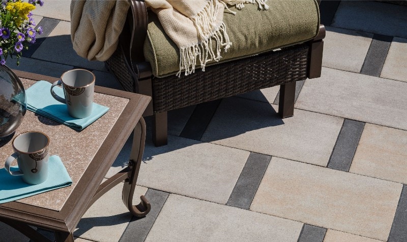 EMERGING TRENDS IN LARGE SCALE PATIO PAVERS