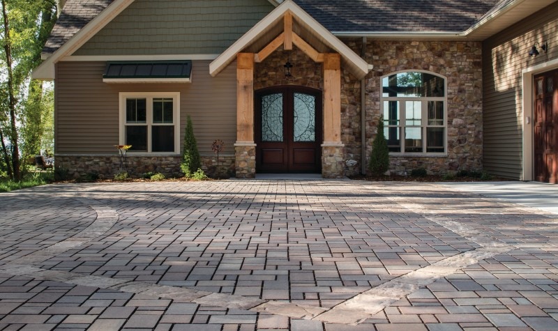 WHY PERMEABLE PAVERS ARE A GROWING TREND IN OUTDOOR DESIGN