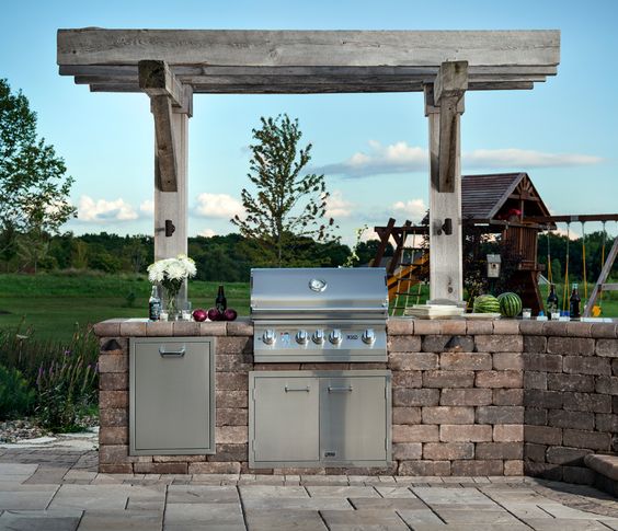 Stone Patio Outdoor Kitchen Design