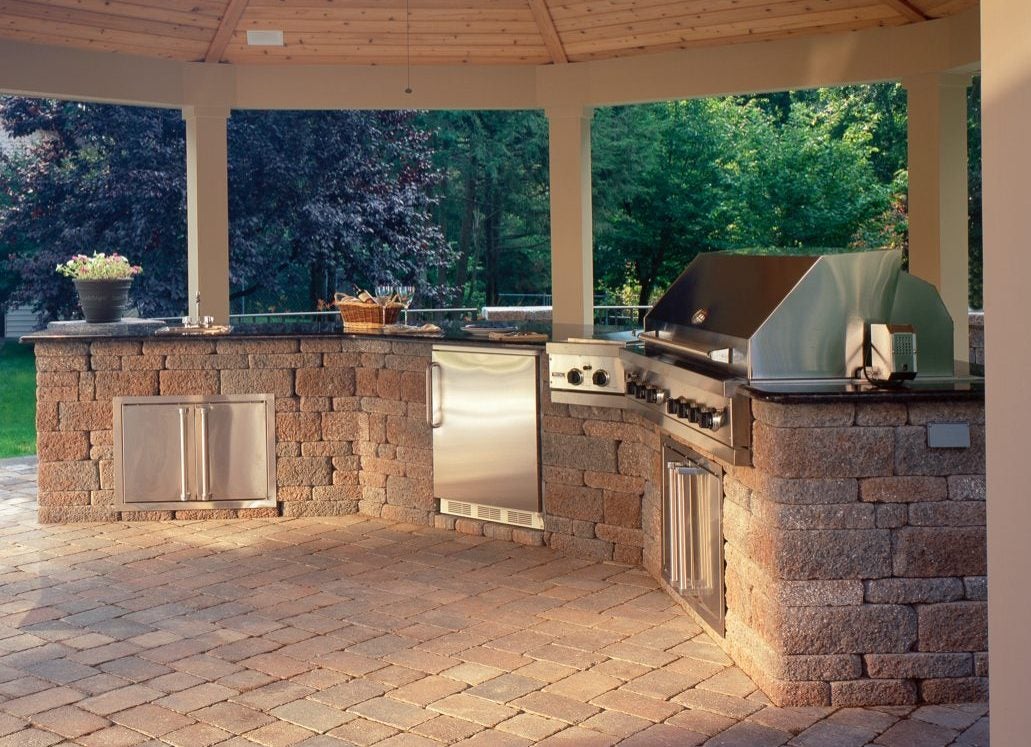 Built-In Outdoor Grill Design Ideas & Inspiration from Belgard