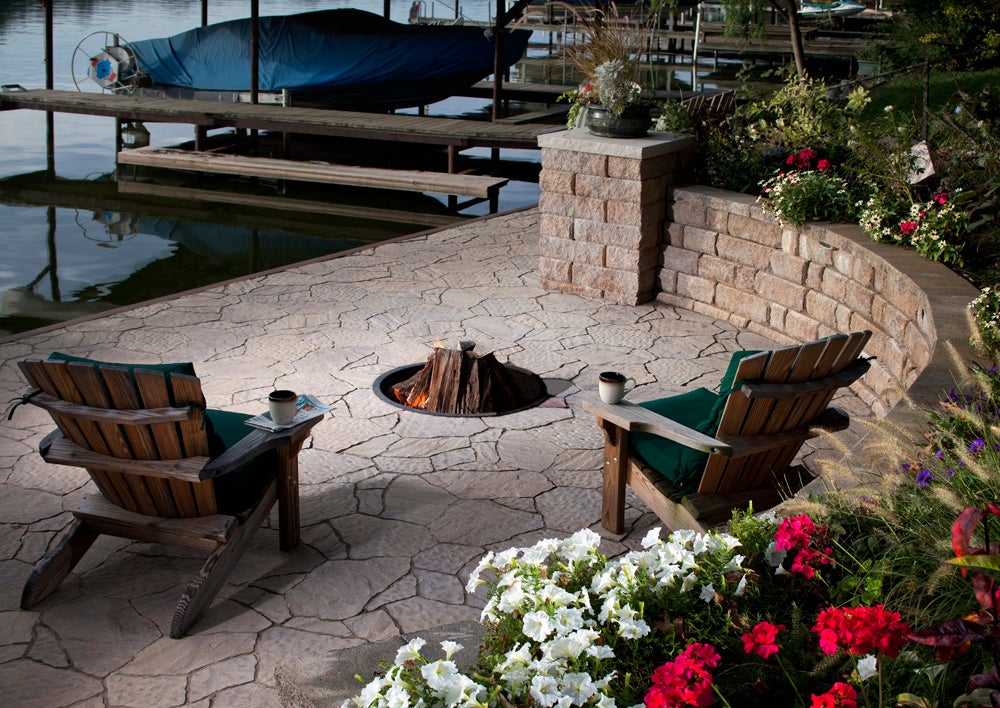 Outdoor Fire Pit Design Ideas from Northfield Chicago