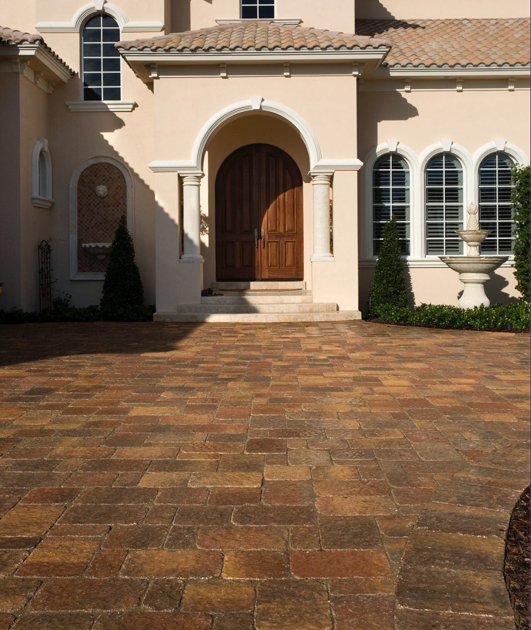 Mega-Bergerac Brick Paver Driveway Design