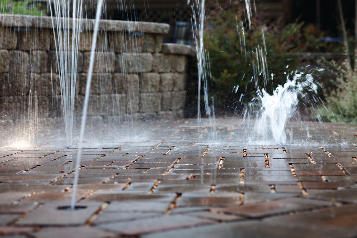 Eco Dublin® Permeable Pavers Water