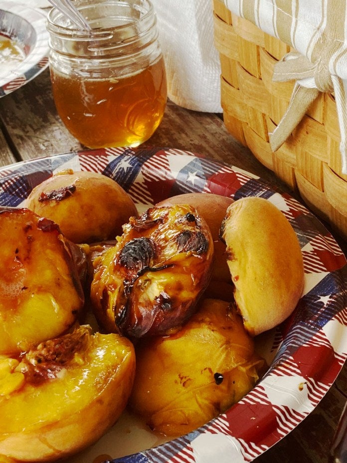 grilled peaches with honey drizzle