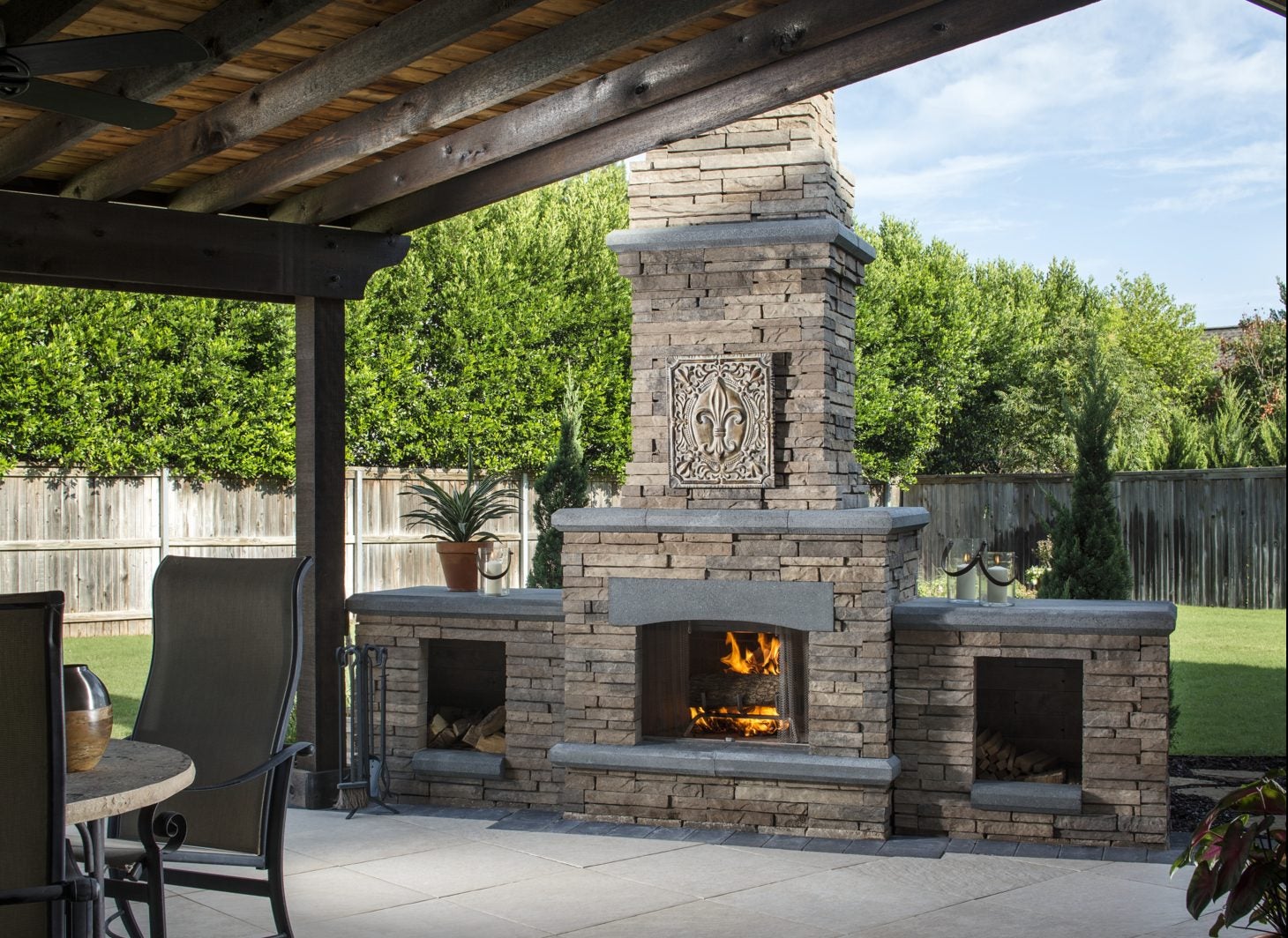Outdoor Fireplace Design Elements