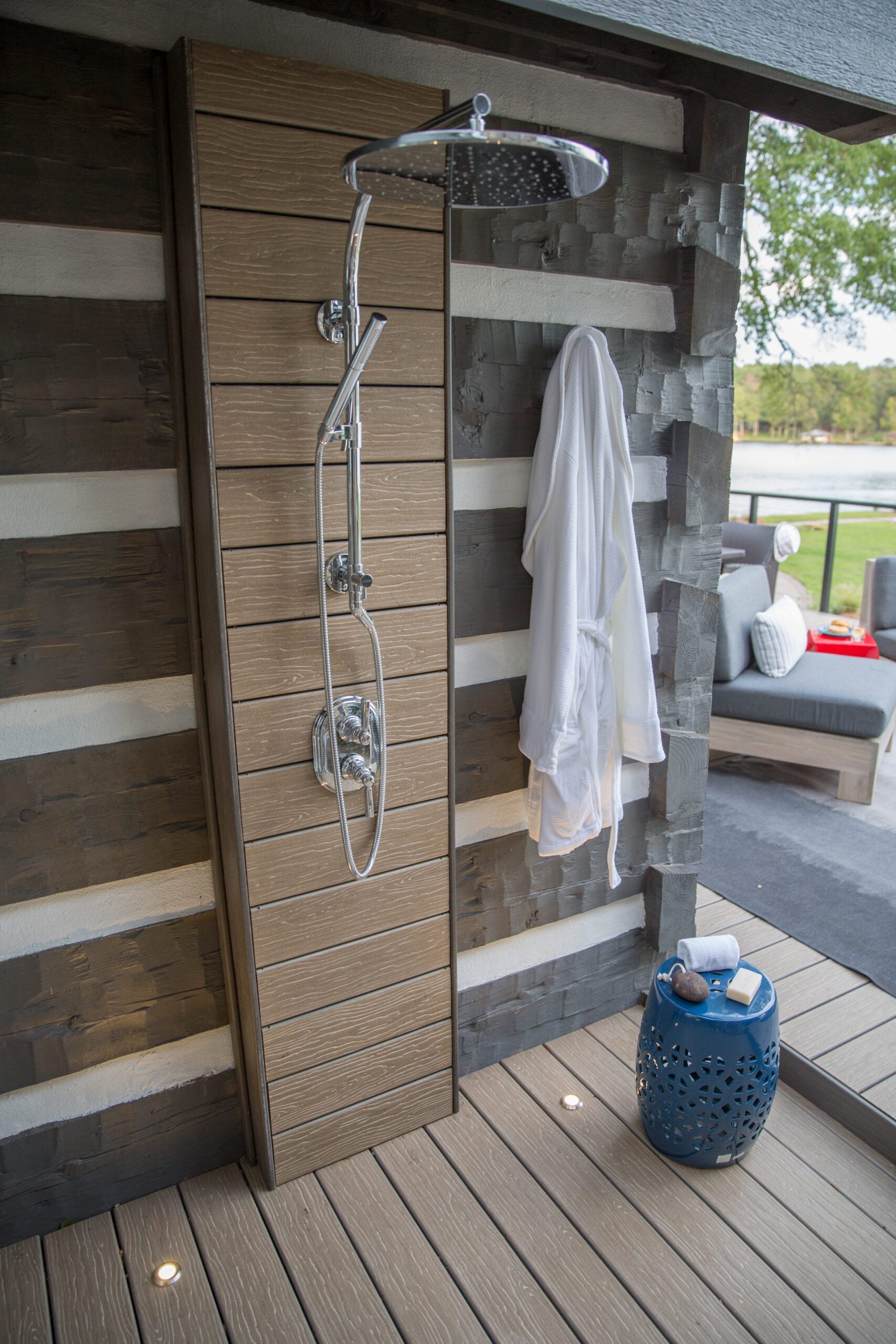 Outdoor shower design ideas (Wade Works Creative)