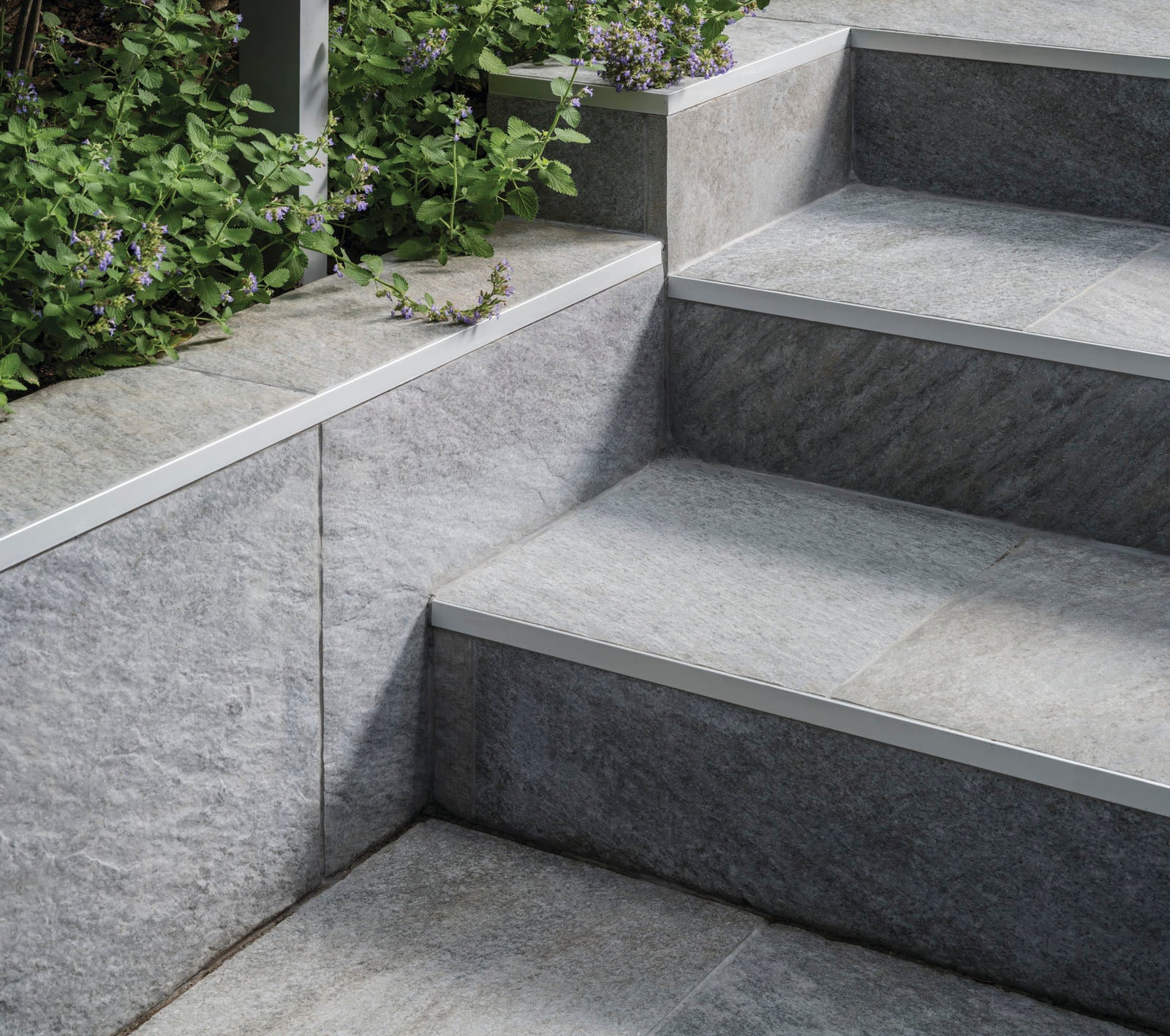 Porcelain paver edging steps