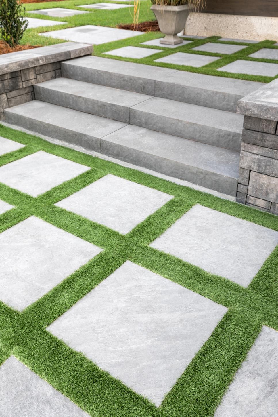 How to Clean Belgard Pavers? Paver Maintenance Guide - Eagle Pavers