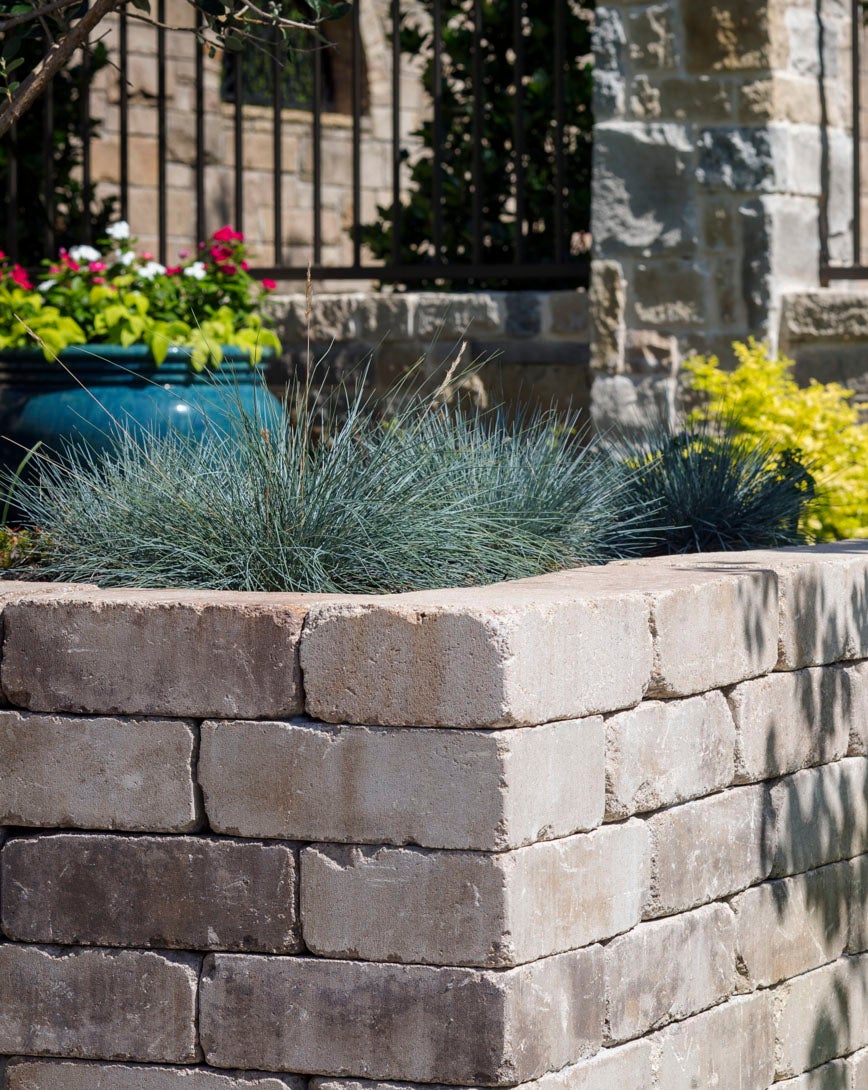 Weston Stone Wall Urban Garden Design Ideas