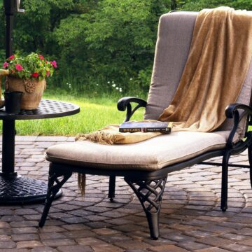 cambridge cobble circular patio