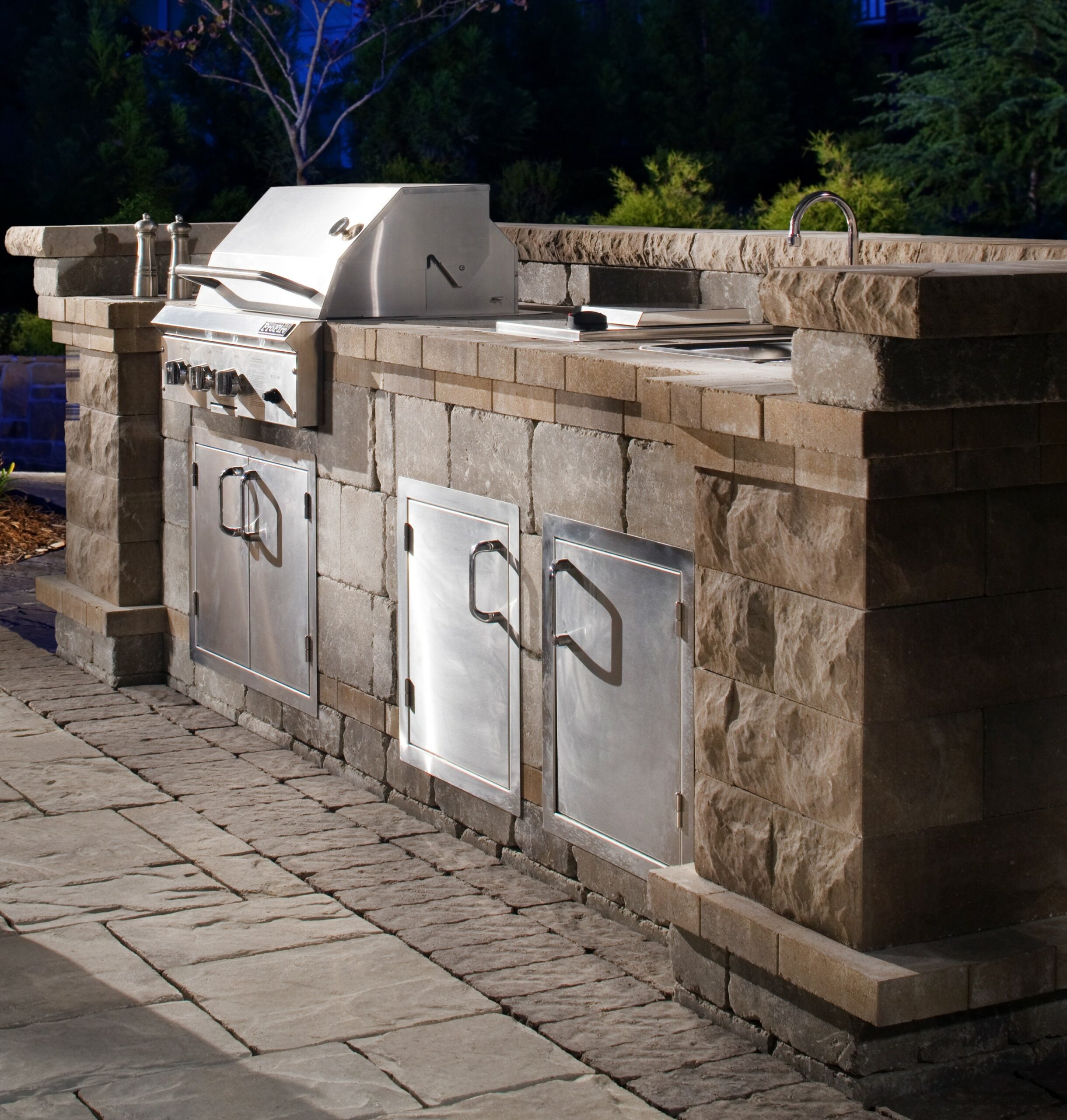 HB Kitchen of the Year uses Belgard Belgard