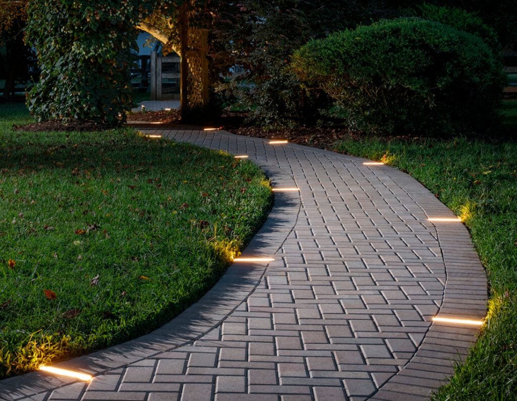 Holland Stone Pavers with TruScape Paver Lights