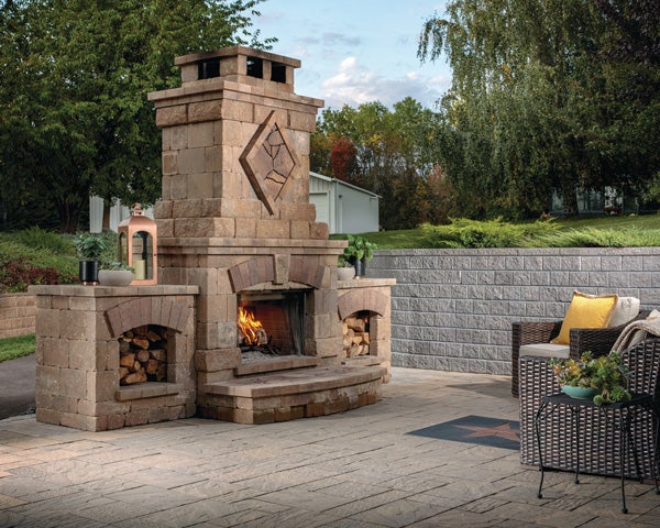 Outdoor fireplace by Belgard