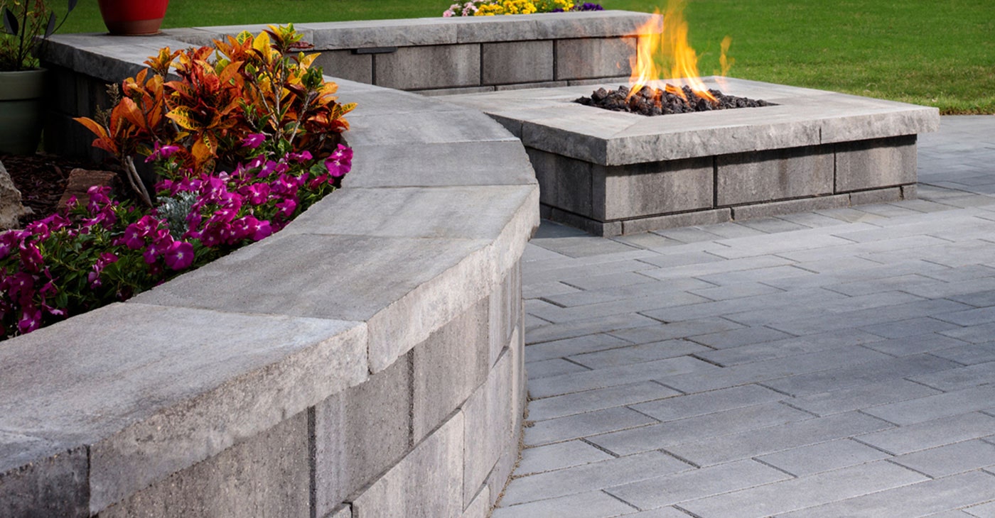 concrete patio retaining walls in chicago illinois