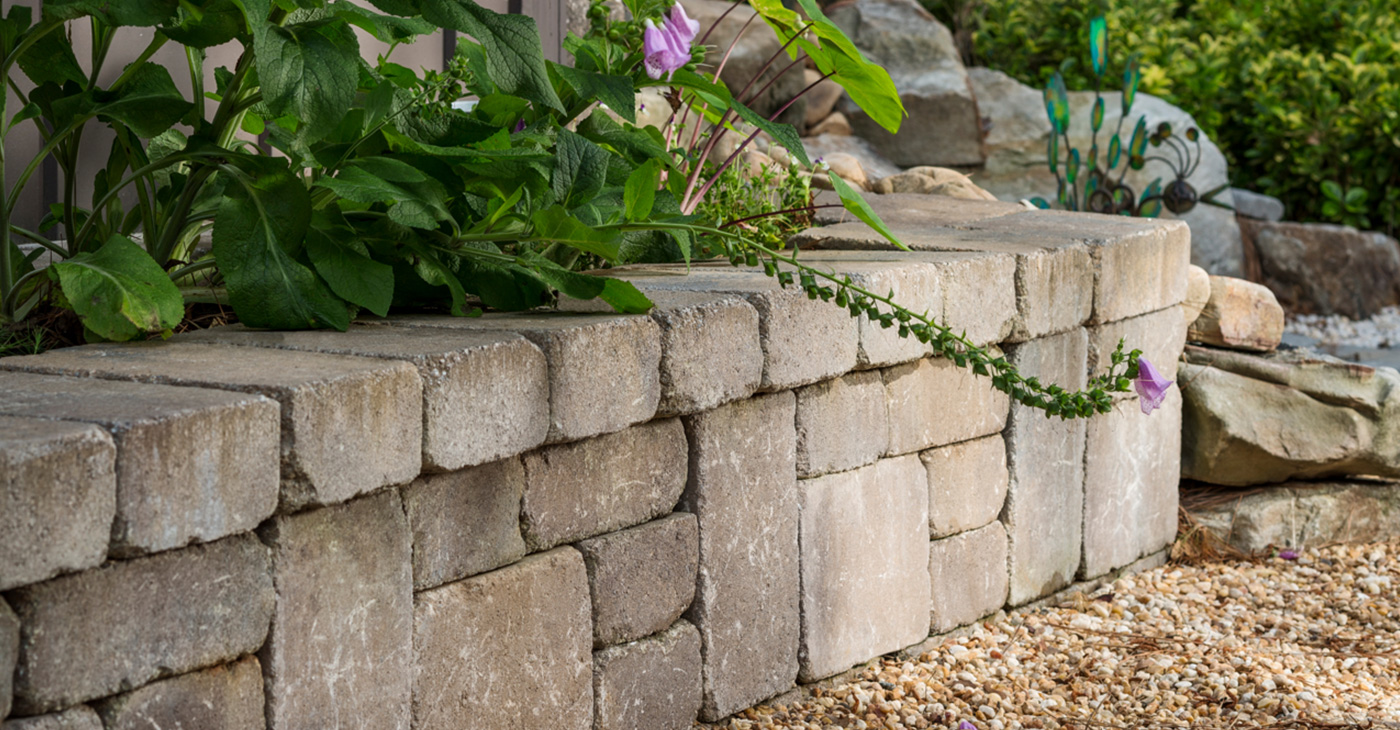 garden stone retaining wall in boston massachusetts