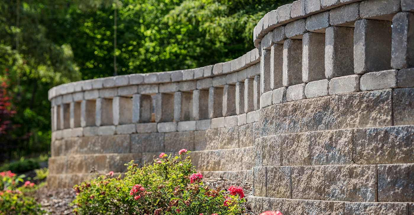 landscape retaining wall blocks in minneapolis minnesota