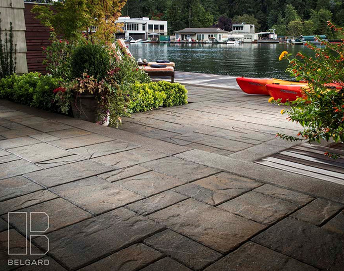 backyard travertine pavers in raleigh north carolina