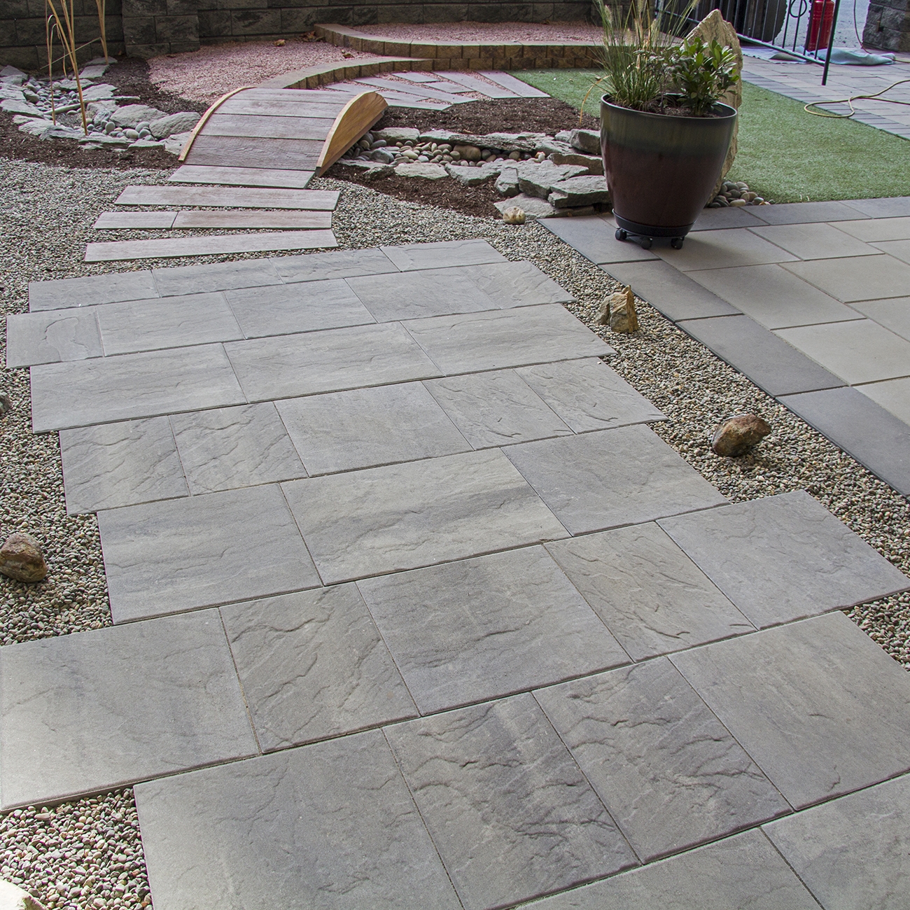 Belgard Western New York Stone 001