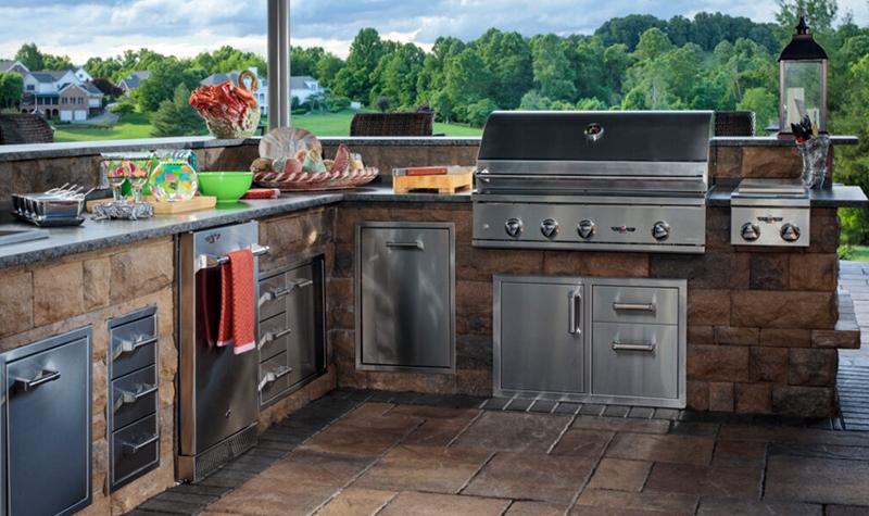 Belgard Elements: Outdoor Kitchen, Fire Pit & Cooking Accessories