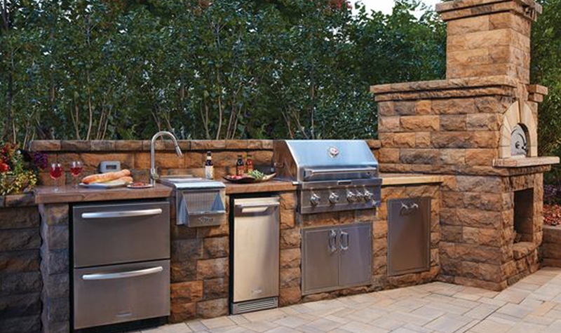 Readers’ Choice Top Outdoor Kitchen Designs