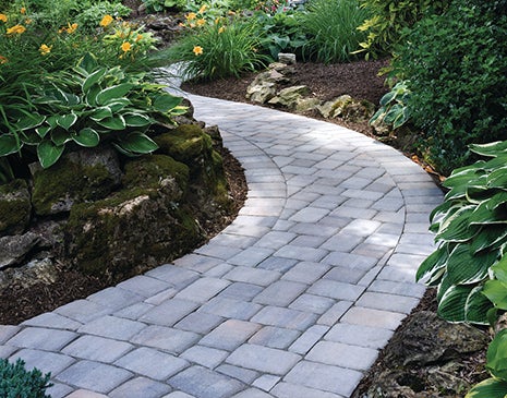 Cobblestone style walkway pavers for Richmond, Virginia