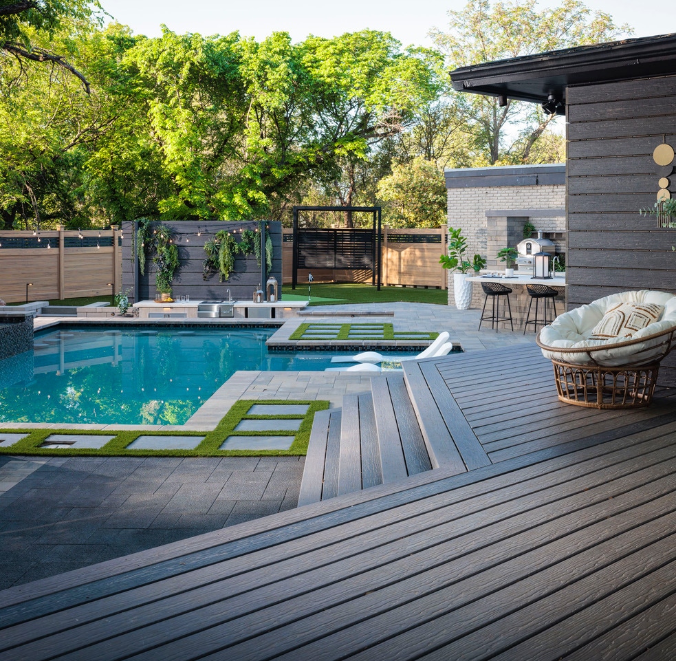 Mixed materials in Texas project