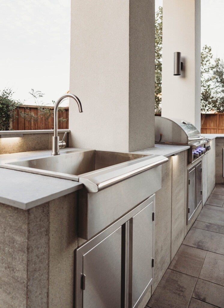 Elements Farmhouse Sink