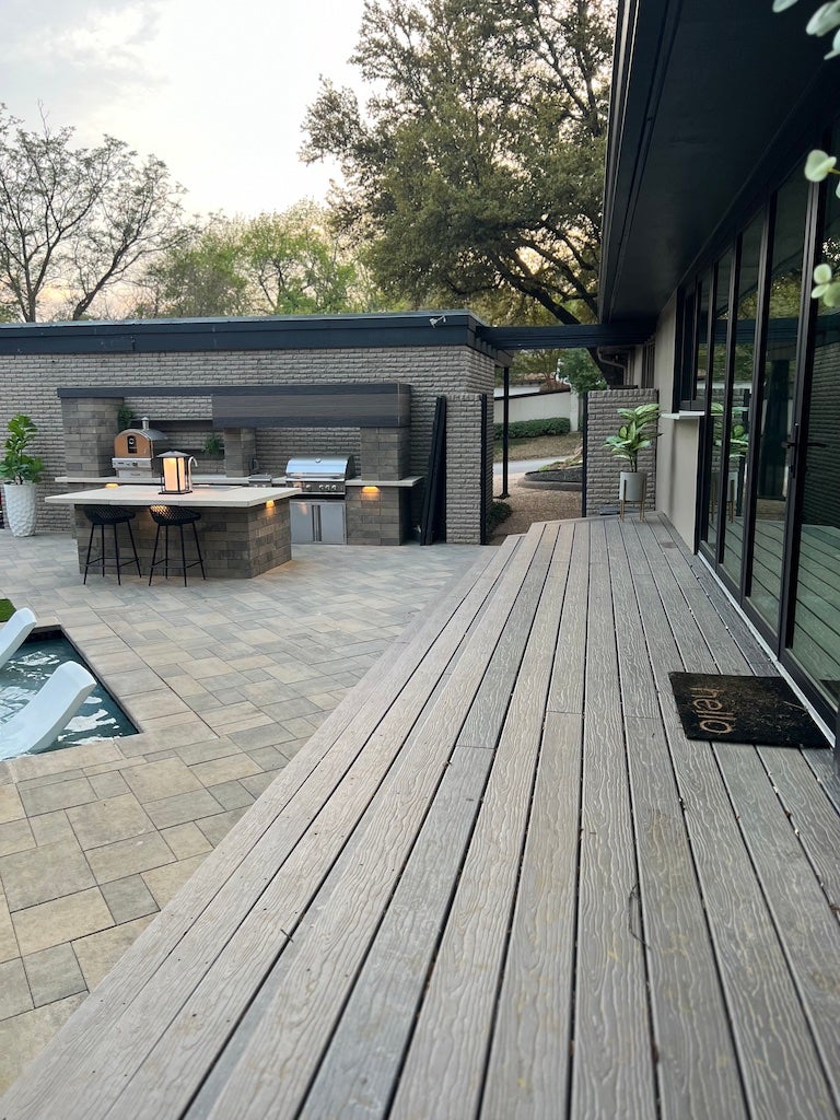 MoistureShield decking at Blank Slate project 