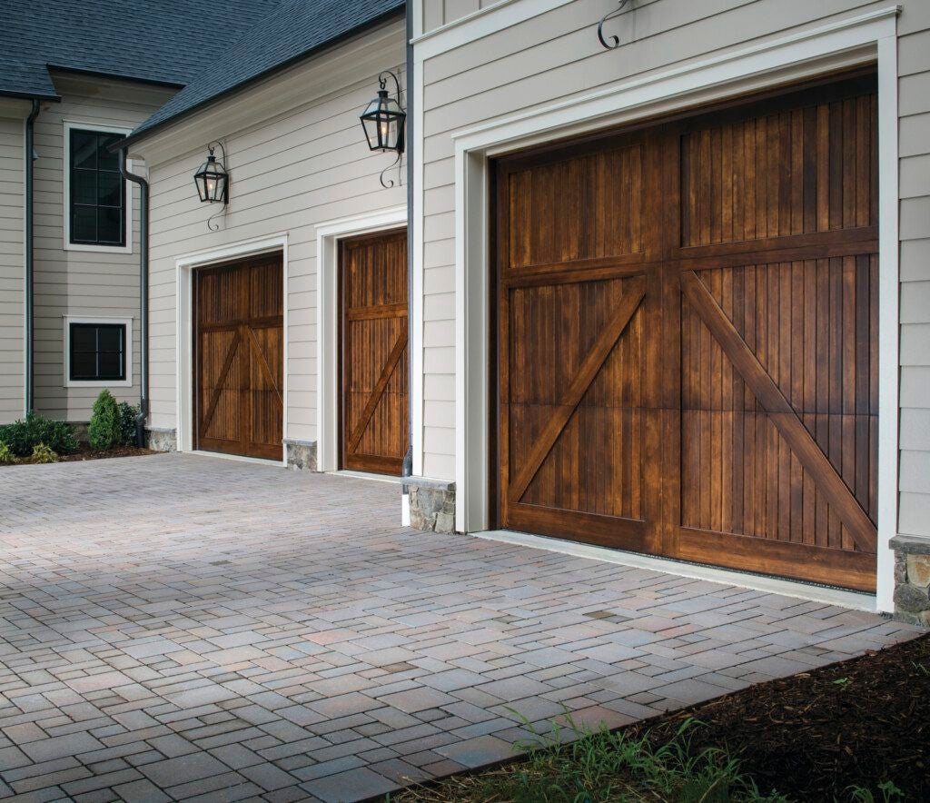 Permeable pavers in driveway 