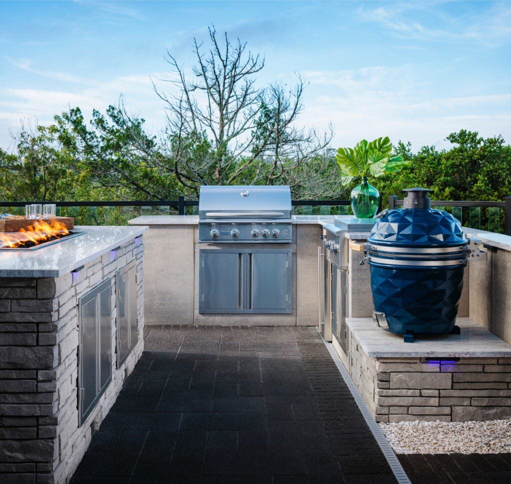 Belgard Elements Pro Series 32" Built-in Grill, Blue Diamond Smoker, Double Access Doors