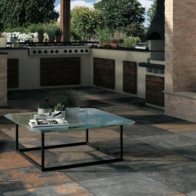 Pavés finement superposés en porcelaine Ardesie