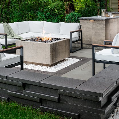 Salon extérieur présenté dans Belgard Rooms