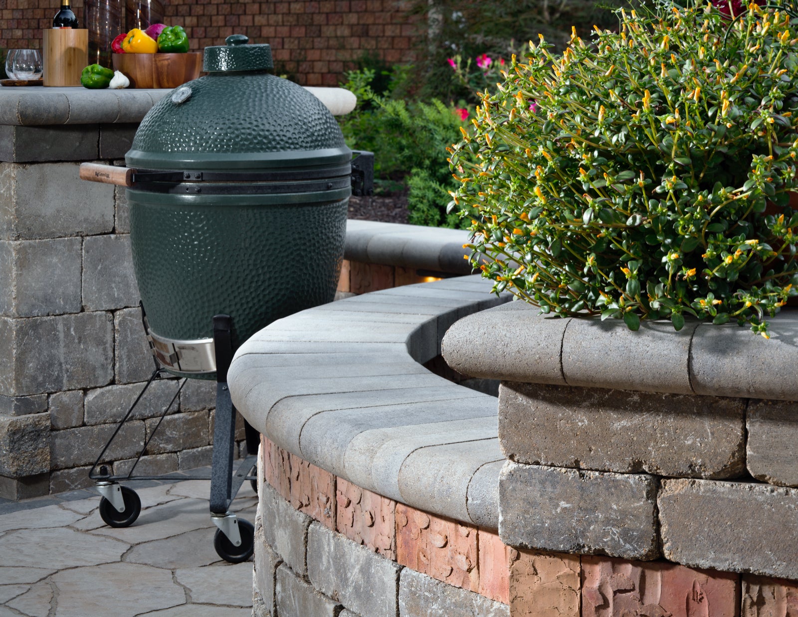 Pavés de murs™ en pierre Weston pour patio