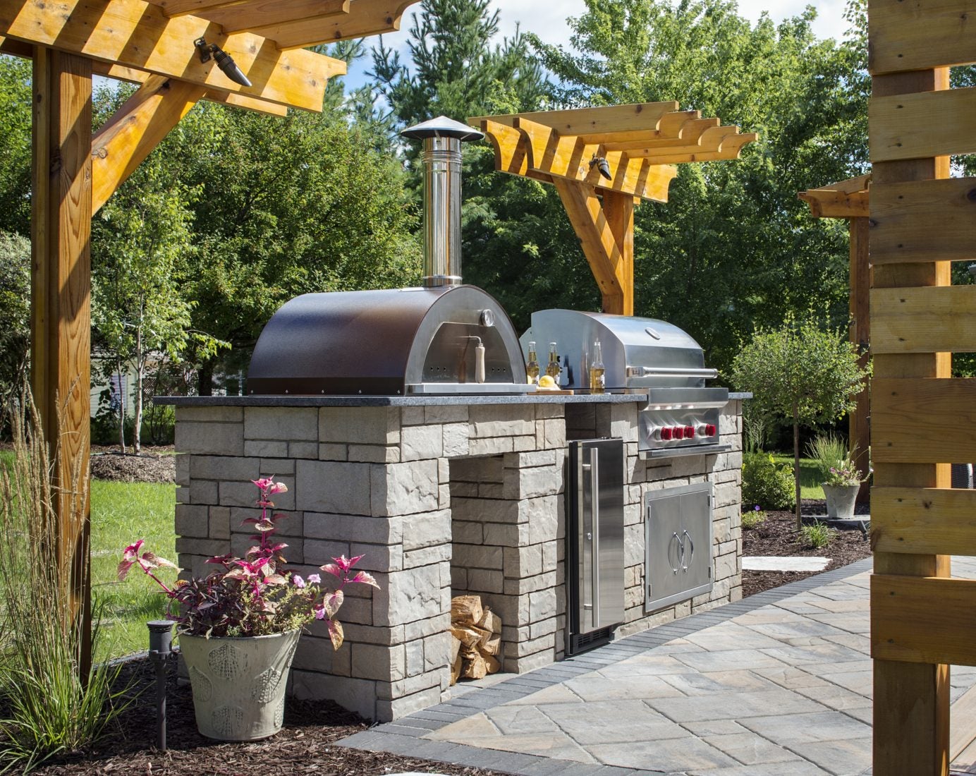 Idées de conception de barbecues extérieurs encastrés