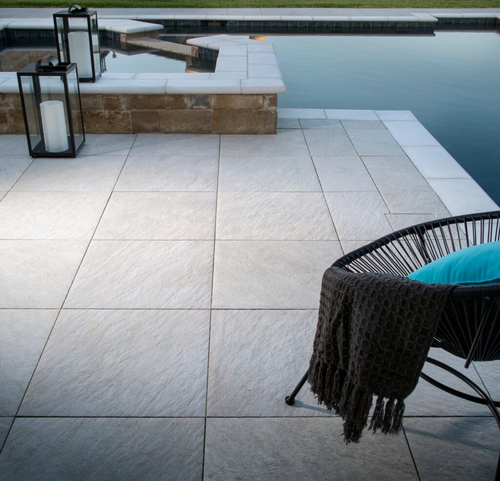 Pavé en porcelaine en quartzite Mirage