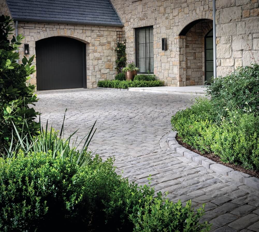 small outdoor driveway